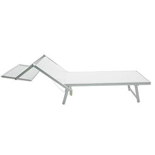 Lettino prendisole pieghevole in alluminio e textilene da esterno, giardino, terrazzo, spiaggia o piscina, con tettuccio e schienale regolabile, colore Bianco