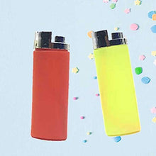 NUOBESTY 2Pcs Giocattoli Gag Accendino Falso Puntello di Plastica Blaster Water Blaster per Scherzi di Aprile (Colore Casuale)