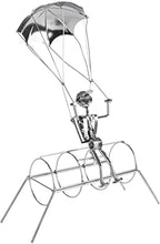 BRUBAKER Portabottiglie per Vino - Paracadutisti Salto con il Paracadute - Decorazione in Metallo - Portabottiglie con Biglietto d'Auguri - Regalo del Vino