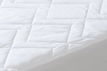Velfont, coprimaterasso trapuntato reversibile con aloe vera, in microfibra, Seta, Super King Size (180x190/200 cm)