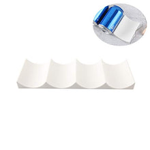 BESTOZNON Portabottiglie in plastica Stile Europeo Bottiglia di Acqua Display Mat Vino Titolare organizzatore di stoccaggio per Ripiani Cucina dispensa Frigorifero (Bianco)
