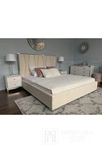 Letto glamour trapuntato verticale moderno stile New York bianco ADELE SILVER
