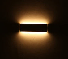 Klighten 2 Pezzi Applique da Parete 30cm Interno LED, 10W 910 Lumen Lampade da Parete Moderne in Alluminio, Lampada Muro per Soggiorni, Camere da letto, Corridoi, 3000K Bianco Caldo, Bianco
