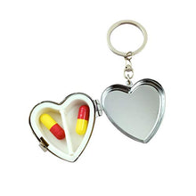 DOITOOL - Contenitore per pillole da viaggio, 1 pezzo, a forma di cuore, in metallo, 2 scomparti per medicine, contenitore per vitamine per viaggi all'aperto