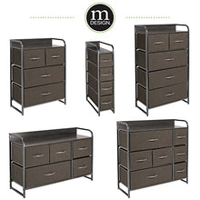 mDesign Comodino multiuso con 4 cassetti – Organizer in stoffa, metallo e legno – Cassettiera snella e ideale per camera da letto, corridoio o dispensa – grigio scuro