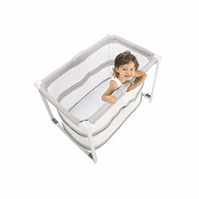 Chicco Zip&Go Culla Trasformabile per Bebè e Bambini dalla Nascita a 2 Anni, Lettino Neonati da Viaggio Pieghevole e Compatto con Modalità Dondolino, Materasso Traspirante e Finestre in Rete, Grigio