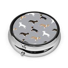 Bull Terrier - Contenitore rotondo per pillole in metallo, con 3 scomparti per medicine, in metallo, per viaggi all'aperto