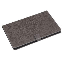 Artfeel Cover per Amazon Fire HD 10 2017,Sbalzato Girasole Pelle Smart Auto Sveglia/Sonno Custodia,Sottile Flip Portafoglio Supporto Caso con Porta Carte,Fiore Grigio