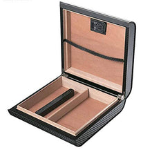 Humidor Moderno in Cedro in Fibra di Carbonio con Igrometro Digitale e Umidificatore, Portasigari di Grande Capacità Armadietto per Sigari Portatile in Legno di Cedro, Contiene 20-35 Sigari