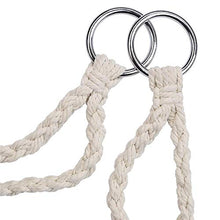 Poltrona Sospesa Gypsy, Altalena Robusta e Resistente, Adatta per Interni ed Esterni, Appendibile, Lavorata a maglia, Corda in Cotone con Romantiche Frange, Portata 120 Kg