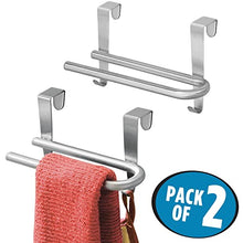 mDesign Set da 2 Porta asciugamani cucina – Porta strofinacci da appendere alle ante dei mobili – Appendi strofinacci senza forare muro per bagno o cucina – argento opaco
