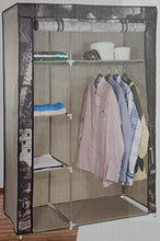 Armadio in tessuto con 4 ripiani ca. 105 x 158 x 45 cm.