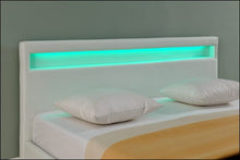Corium Letto Imbottito Illuminazione LED (Paris) (Bianco)(140x200cm) Letto Moderno/Similpelle/con Rete a doghe di Legno /