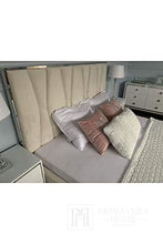 Letto glamour trapuntato verticale moderno stile New York bianco ADELE SILVER