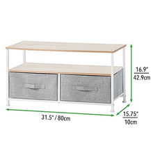 mDesign Tavolino porta TV minimale con struttura in metallo — Mobile TV con 2 ripiani e comodi cassetti in fibra sintetica per gli accessori — Elegante mobile hifi con ripiani in MDF — grigio