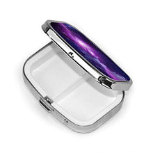 Pill Box - Portapillole per pillole Galaxy blu e viola, portatile rettangolare in metallo argento, compatto 2 spazi, portapillole per viaggio/tasca/borsa
