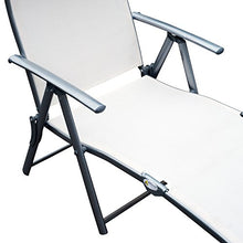 Outsunny Sdraio da Giardino Pieghevole con Cuscino, Schienale con 7 Reclinazioni, 137x63.5x100.5cm, Beige