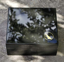 The Rolling Box Glossy Black 170 Nero Laccato Lucido Scatola per Fumatori con Luce