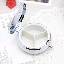 3 Pezzi Scatola per Pillole Rotonda Metallo, Ouceanwin Scatola Porta Pillole 3 Scomparti Portapillole Giornaliero Portatile Viaggio Portapillole Piccolo Contenitore per Compresse Vitamine