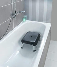 WENKO Sgabello da bagno Secura Premium - Sgabello, portata fino a 130 kg, Polipropilene, 46.5 x 20 x 36 cm, Grigio antracite