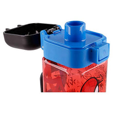 Spiderman | Bottiglia Riutilizzabile per bambini con sistema anti-gocciolamento e maniglia per trasportarla – Facile apertura con bottone – Senza BPA– Capacitá 550 ml