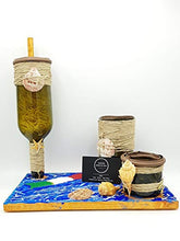 Portaoggetti con bottiglie di vetro, materiali riciclati. Libreria e porta penne. Portaoggetti multiuso.