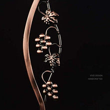 QTWW Portabottiglie da appoggio in Metallo Color Bronzo con Motivo a vortice, vetrinetta per 6 Bicchieri da Vino