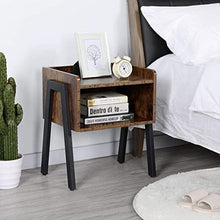 Yaheetech Comodino Camera da Letto Industriale Tavolino Laterale da Divano Tavolino Basso Impilabile Mobile da Divano in Legno e Metallo 46 x 33 x 53 cm