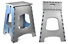 STARK Sgabello pieghevole con maniglia per bambini e adulti. Poggiapiedi Ultra Resistente fino a 120 kg, altezza 44 cm in grigio-blu per cucina, bagno, giardino, casa