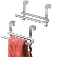 mDesign Set da 2 Porta asciugamani cucina – Porta strofinacci da appendere alle ante dei mobili – Appendi strofinacci senza forare muro per bagno o cucina – argento opaco