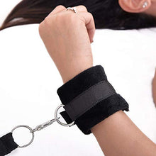 Set imbracatura in nylon Ṣẹx Wọmẹn Ụndẹr Bẹd BÐṢM Rẹštrạịntš Straps Bọndạgẹ Rẹštrạịnt Šẹt Bọndạgẹrọmạncẹ Kịt wịth Hạndcụffš per Cóuplēs