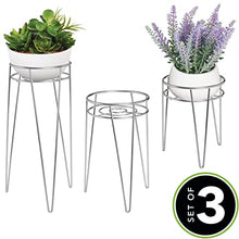 mDesign Midcentury Set da 3 Portavasi da terra in metallo – Portapiante da interno con design rotondo moderno e gambe a forcina – Versatili fioriere da interno e esterno – argento