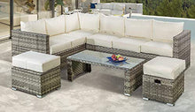 AVANTI TRENDSTORE - Lunata - Set di mobili Lounge da Giardino, Composto da 1 Divano ad Angolo, 2 sgabelli e 1 tavolino, in Rattan Sintetico Grigio e Vetro Trasparente, con i Cuscini Beige Inclusi.