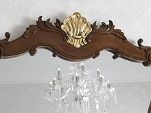 Simone Guarracino Luxury Design Comò e specchio Anderson stile Barocco Inglese arredo bagno bombato noce e foglia oro marmo crema pomelli Crystal Sw