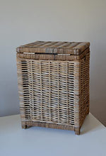 Sechome BM03-K Baule Cesto Portabiancheria in Rattan Naturale con Coperchio e Fodera - Prodotto Artigianale ecosostenibile