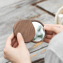 No/Brand Specchio Portatile Leggero in Legno di Noce Classico Specchio per Il Trucco da Viaggio per Esterni Elegante Specchio da Trucco Pieghevole