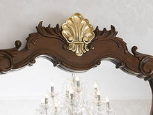 Simone Guarracino Luxury Design Comò e specchio Anderson stile Barocco Inglese arredo bagno bombato noce e foglia oro marmo crema pomelli Crystal Sw