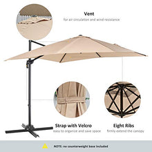 Outsunny Ombrellone da Giardino 268x268x250cm a Braccio Girevole a 360° e Inclinabile su 5 Livelli, Colore Khaki