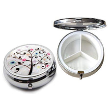 AUHOTA Decorativo Comodo Portapillole Rotondo in Metallo, Porta Pillole Giornaliero Tascabile Piccolo 3 Scomparti, da Viaggio per Medicine (60mm,4 Stiles)