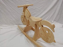 Dondolo per bambini a forma di moto in legno massiccio