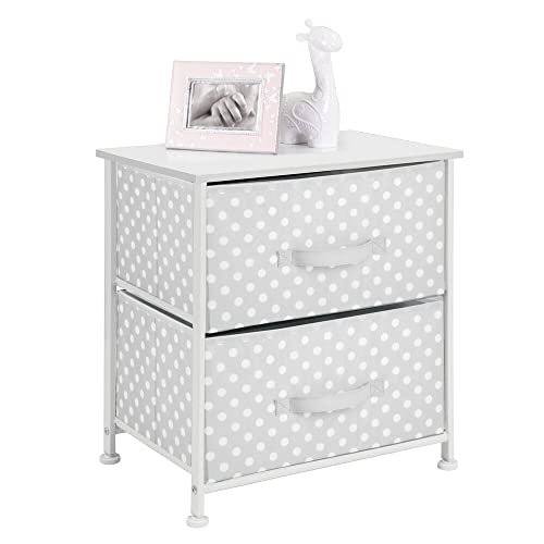 mDesign Mobiletto con due cassetti in fibra sintetica – Comodo organizer cameretta con fantasia a pois – Piccola cassettiera per bambini perfetta per la cameretta – grigio e bianco