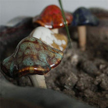Happyyami 4 Pz/Set Colorful Mini Giardino Funghi in Ceramica Toadstools Ornamentali Fai da Te Giardino Funghi Tintinnio Ornamenti da Giardino per La Casa delle Bambole Invasatura Vaso di