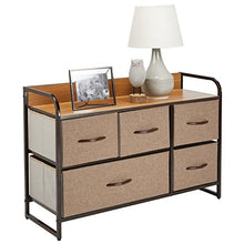 mDesign Elegante cassettiera con 1 cassetto grande e 4 piccoli – Capiente canterano ideale per qualunque stanza della casa – Comò in metallo, legno MDF e tessuto – marrone chiaro
