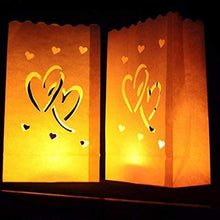 ARTFFEL Vola 40PCS Sacchetti della Candela Amore Forma Scava Fuori Carta Luminary Borse Candela Borsa Fiamma Sacchi di Carta Resistente for Candela (Double Heart) .Compleanno