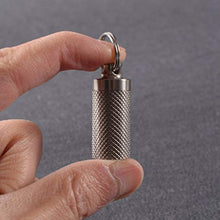 HEALLILY Portapillole Portachiavi Mini Portapillole in Titanio Portapillole Portatile Custodia per Medicinali per Borsa da Viaggio All'aperto per Interni