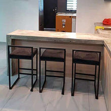 Seggiola da bar Set di 2 sgabelli moderni, Velluto Sedie da pranzo, Seduta imbottita in tessuto con gambe in metallo nero, condimento Sala Sedia di casa, Nero, Altezza seduta 75 cm ristorante