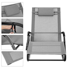 SONGMICS Sedia da Giardino, Lettino Prendisole, Sdraio a Dondolo con Poggiatesta e Taschina Laterale, Struttura in Ferro, Teslin Traspirante, Confortevole, Max Portata 150 kg, Grigio GCB23GY