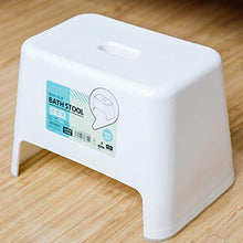 YIONGA CAIJINJIN Sgabello Antiscivolo Sgabello in plastica Bagno Bagno Sgabello da Bagno Durevole e infrangibile Sgabello da Bagno (Color : White)