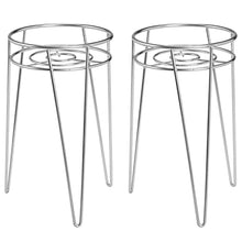 mDesign Midcentury Set da 2 Portavasi da terra in metallo – Portapiante da interno con design rotondo moderno e gambe a forcina – Versatili fioriere da interno e esterno – argento