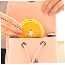 Portable pillola rotante 7 giorni settimanali Holder dell'organizzatore della medicina di Viaggio Tablet di immagazzinaggio della cassa della scatola Dispenser stile sveglio di frutta (arancione)